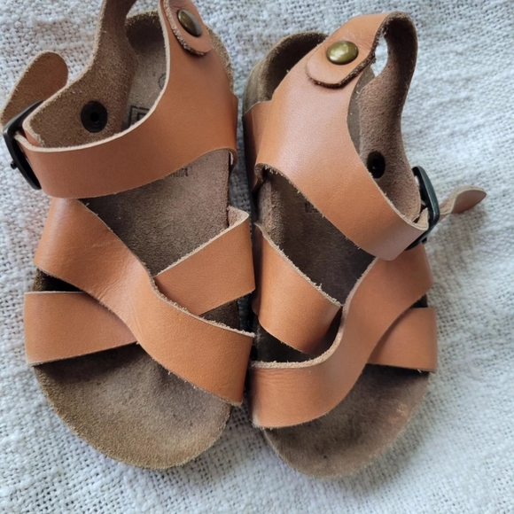 BONTON sandals 7t ( eur 23) - Picture 1 of 4